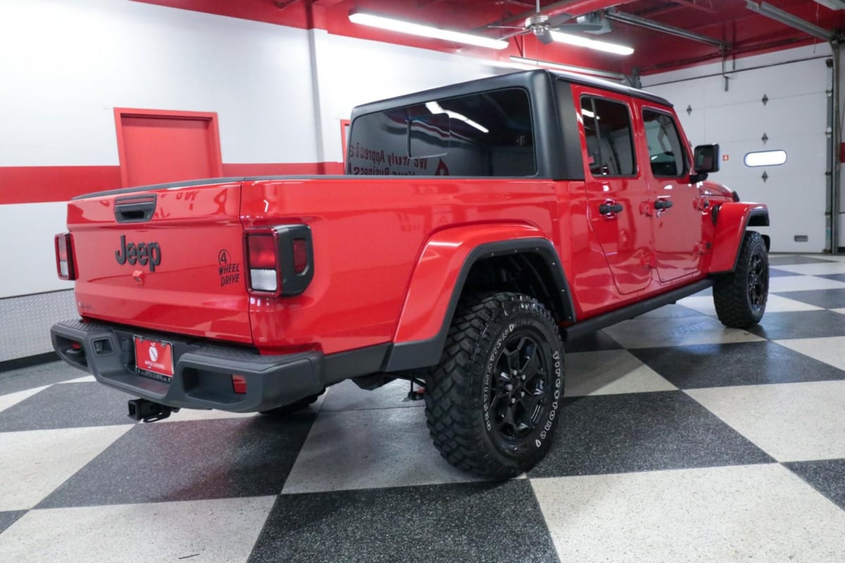 2022 Jeep Gladiator Willys photo 7