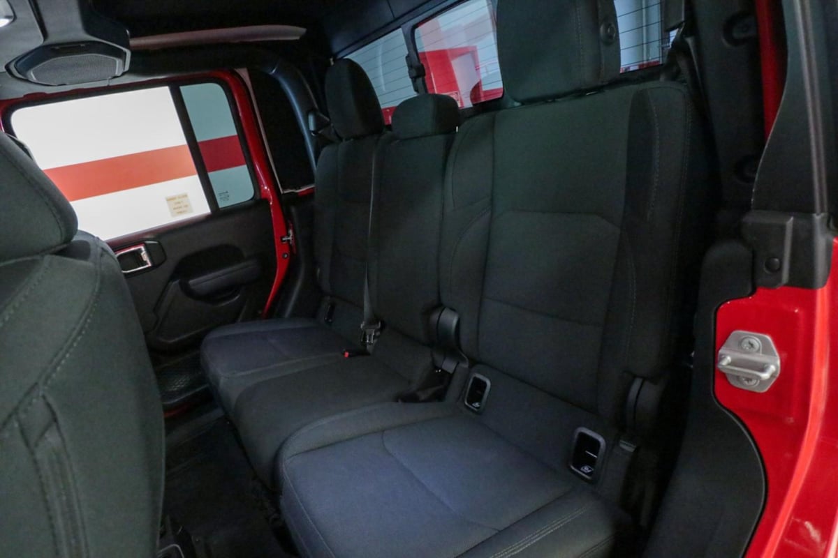 2022 Jeep Gladiator Willys photo 13