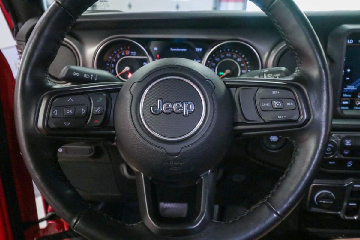 2022 Jeep Gladiator Willys photo 16