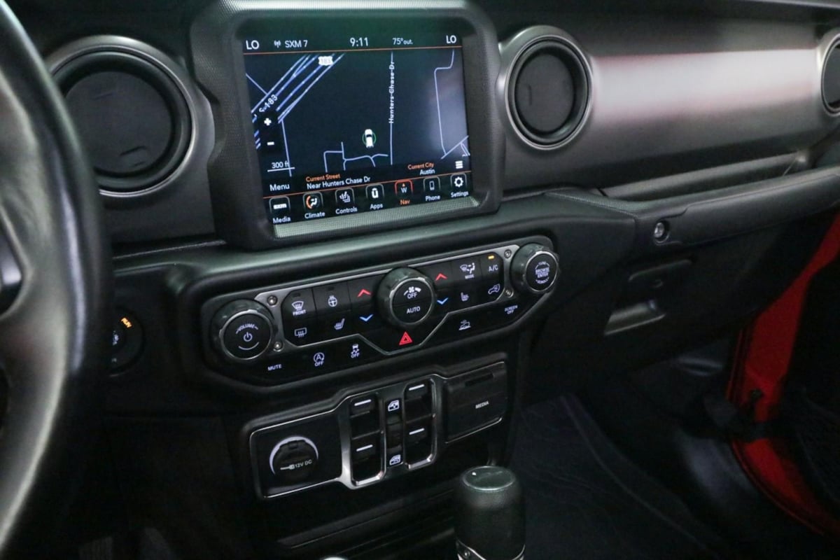 2022 Jeep Gladiator Willys photo 17