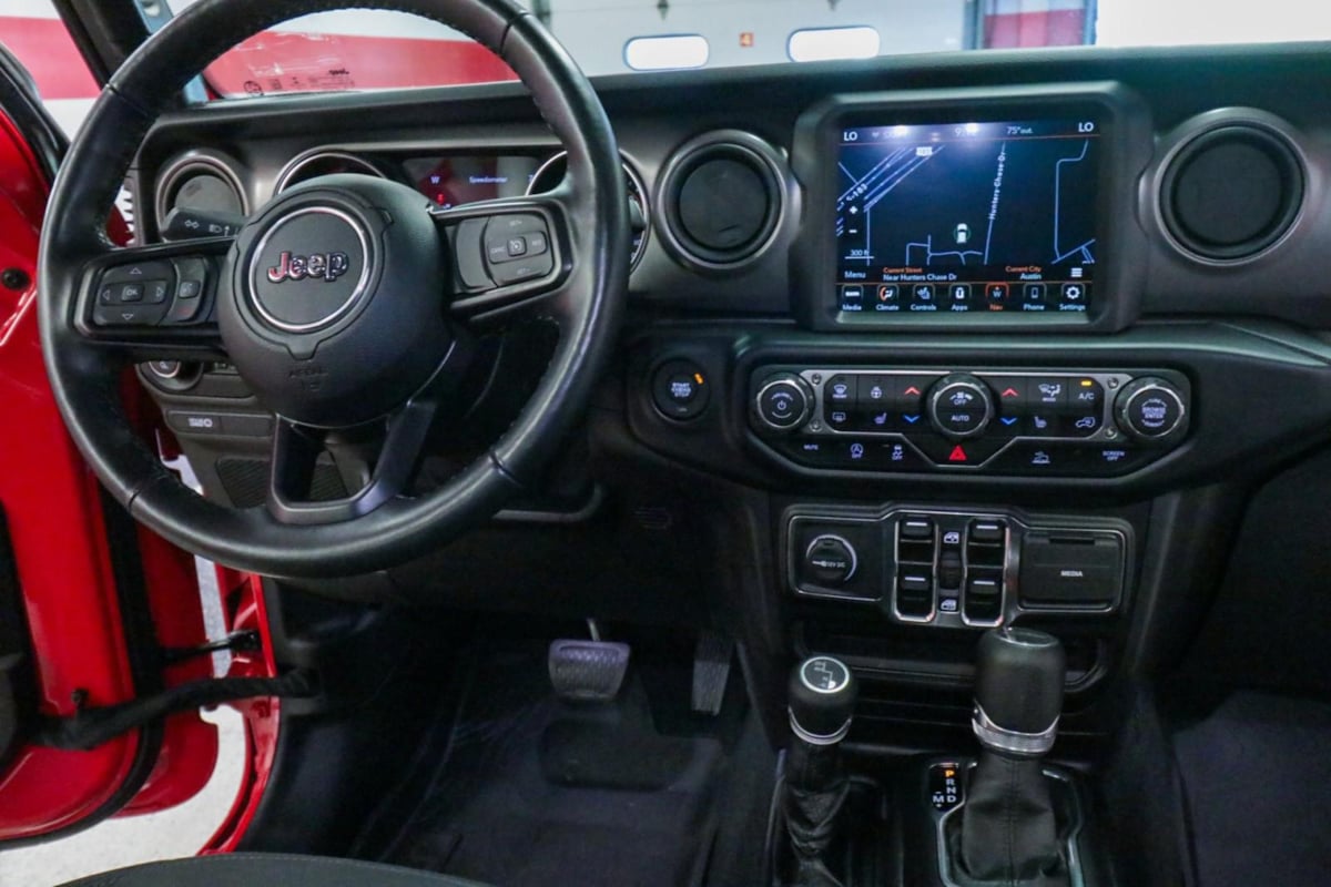 2022 Jeep Gladiator Willys photo 20