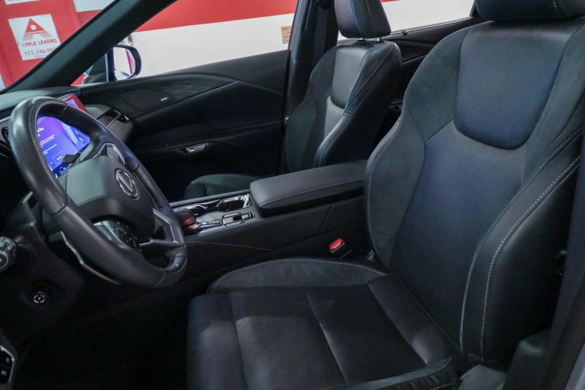 2023 Lexus RX 350 Luxury photo 10
