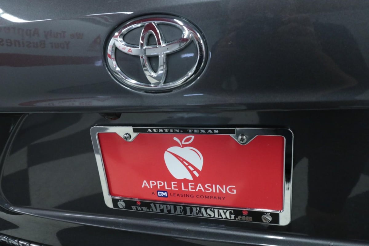 2022 Toyota Highlander XLE photo 27