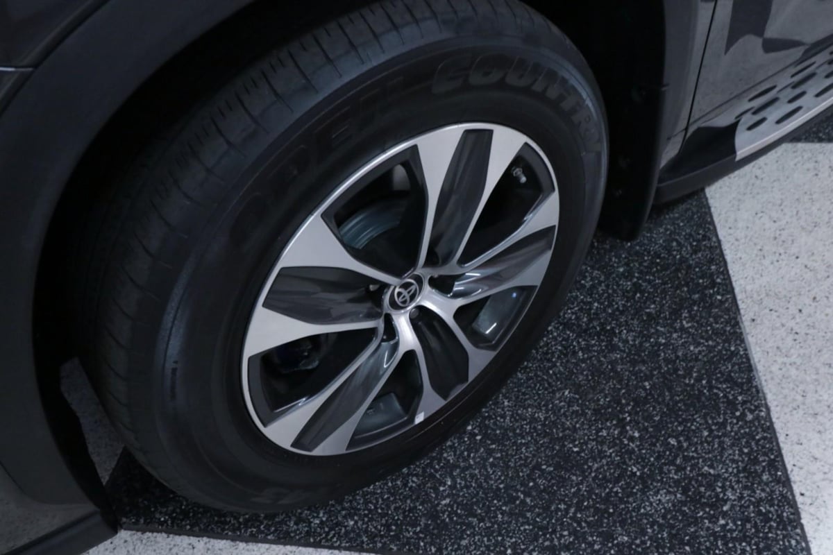 2022 Toyota Highlander XLE photo 34