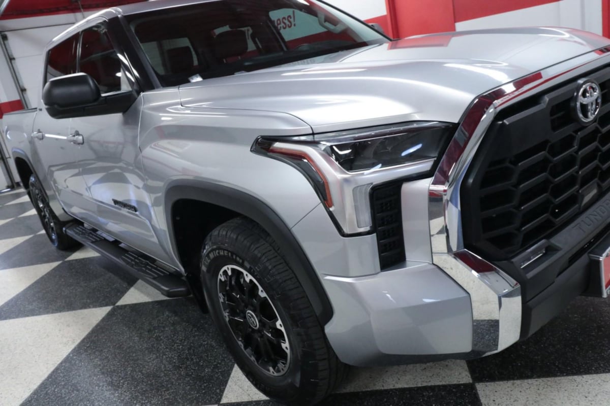 2022 Toyota Tundra SR5 CrewMax photo 28