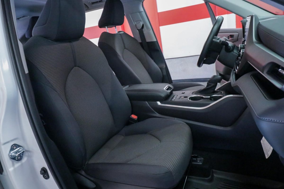 2022 Toyota Highlander L photo 19