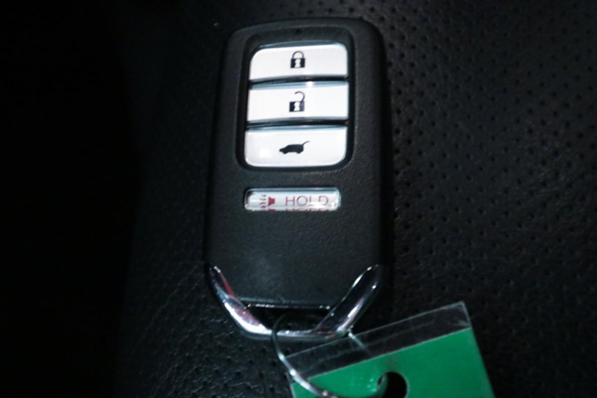 2020 Honda HR-V Touring photo 21