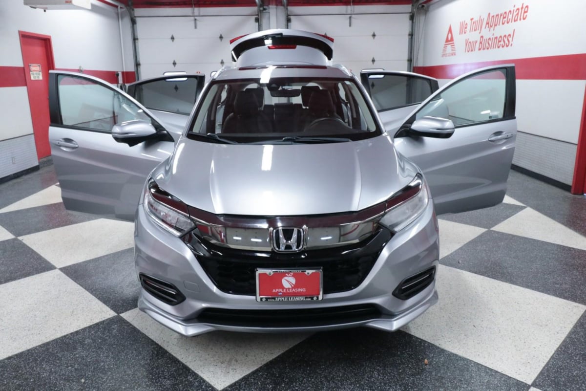 2020 Honda HR-V Touring photo 24