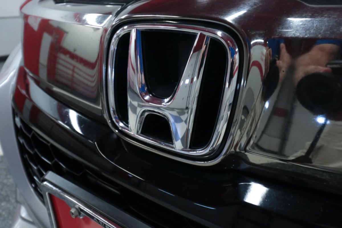 2020 Honda HR-V Touring photo 36