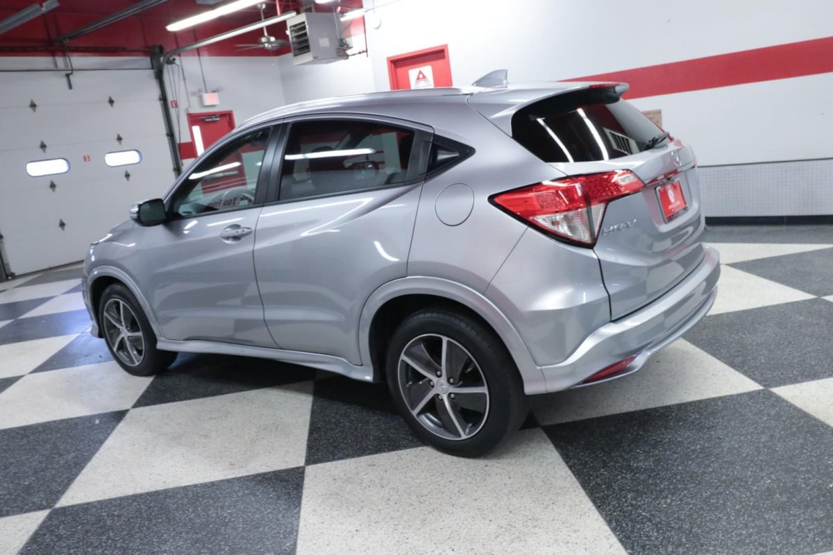 2020 Honda HR-V Touring photo 40