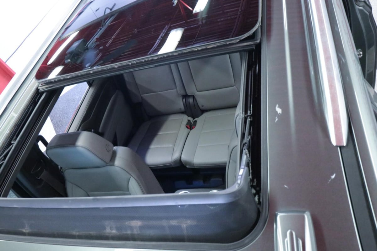 2023 Gmc Yukon XL SLT photo 16