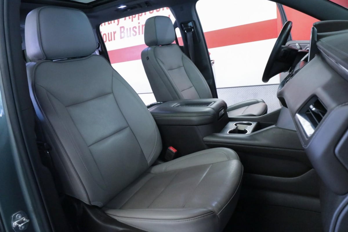 2023 Gmc Yukon XL SLT photo 23