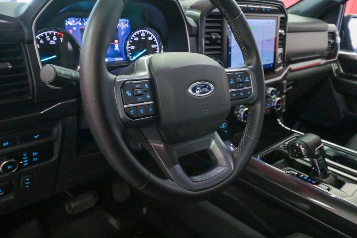 2023 Ford F-150 XLT photo 12