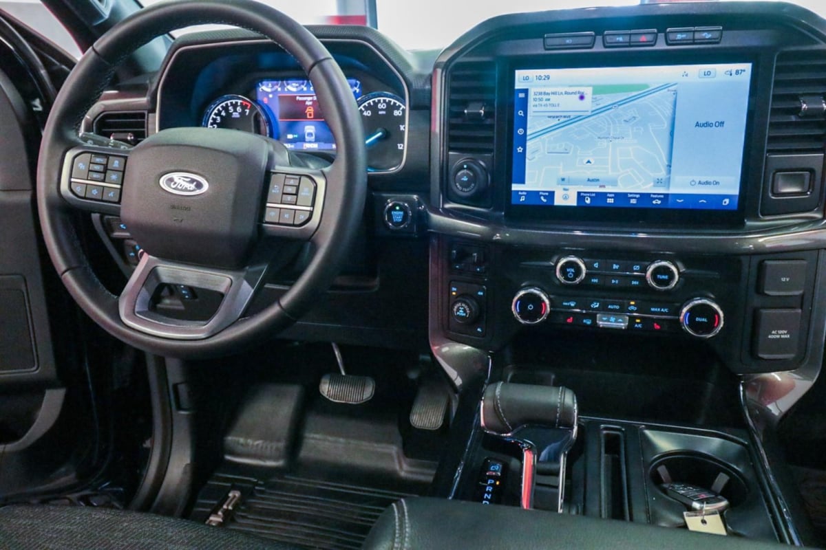 2023 Ford F-150 XLT photo 22