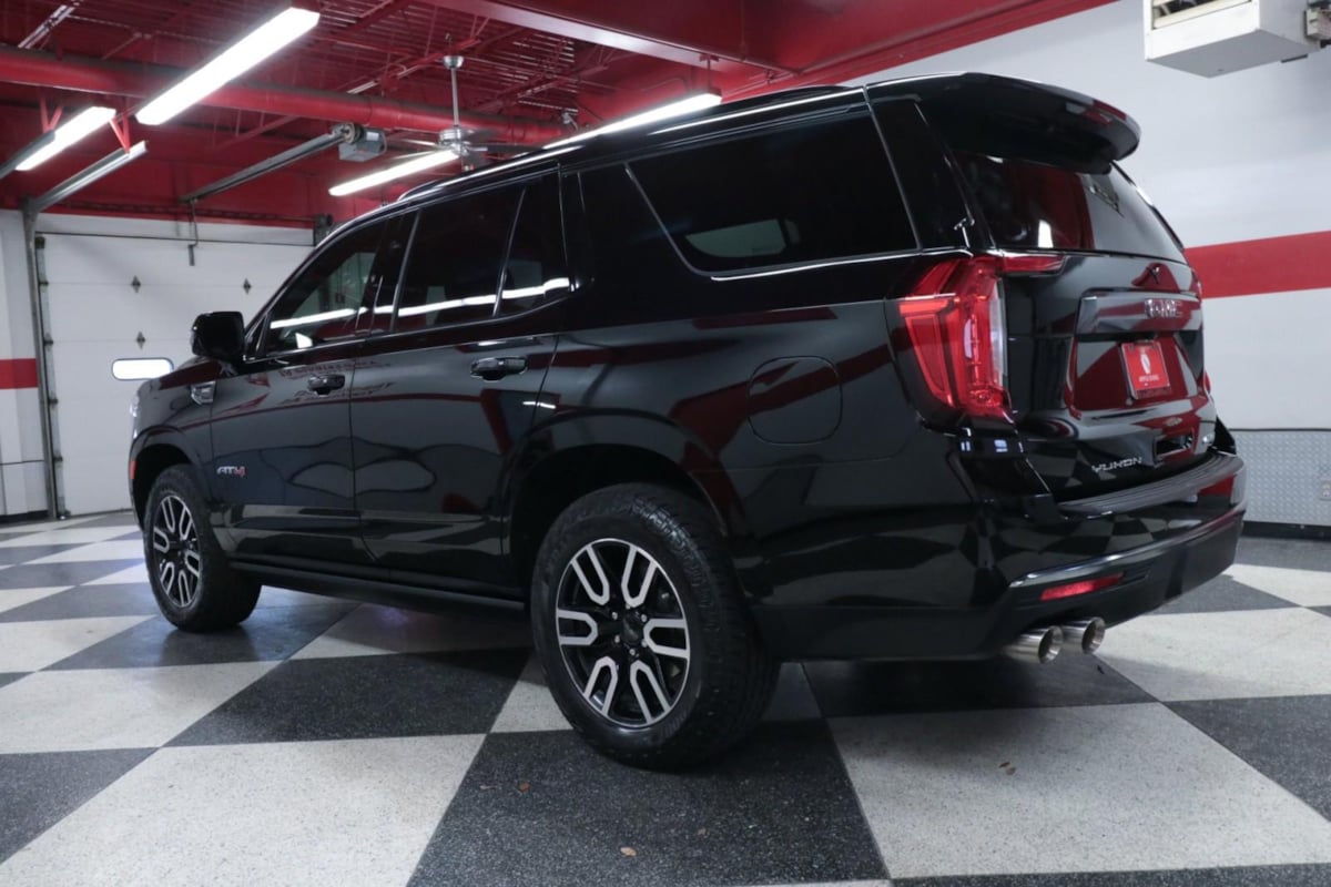 2023 Gmc Yukon AT4 photo 5