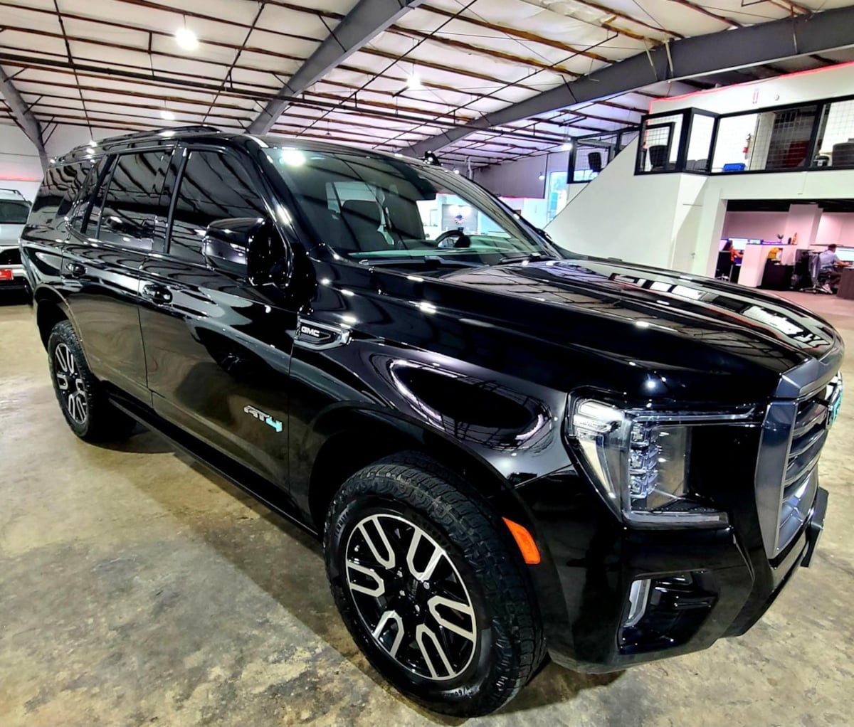 2023 Gmc Yukon AT4 photo 7