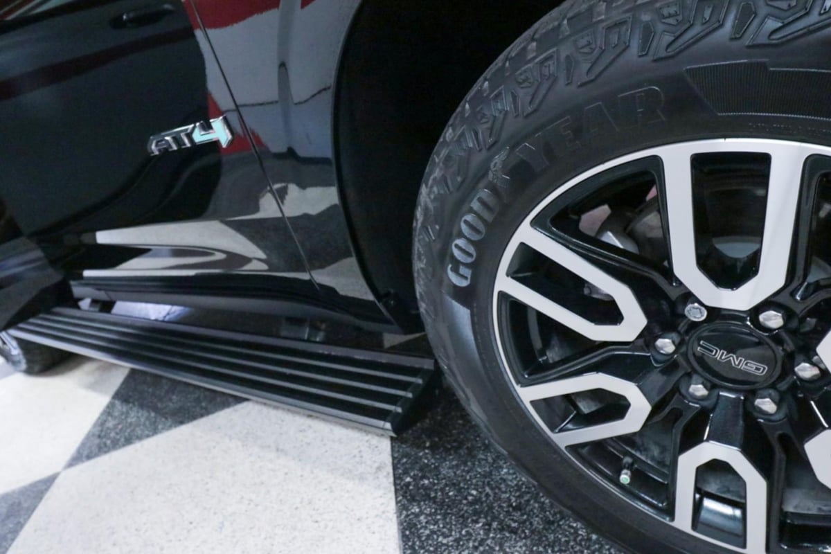 2023 Gmc Yukon AT4 photo 35