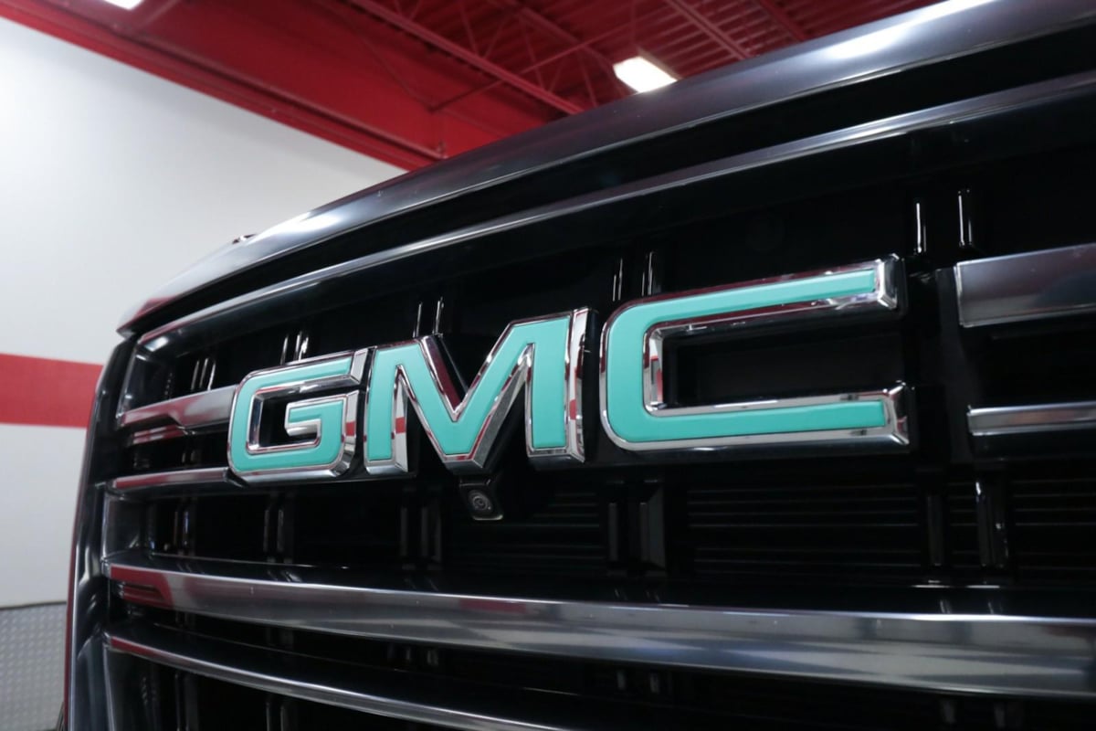 2023 Gmc Yukon AT4 photo 40