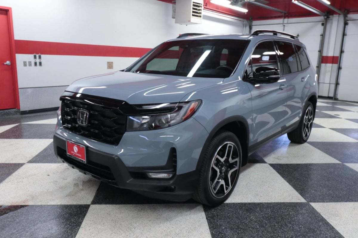 2023 Honda Passport Elite photo 5
