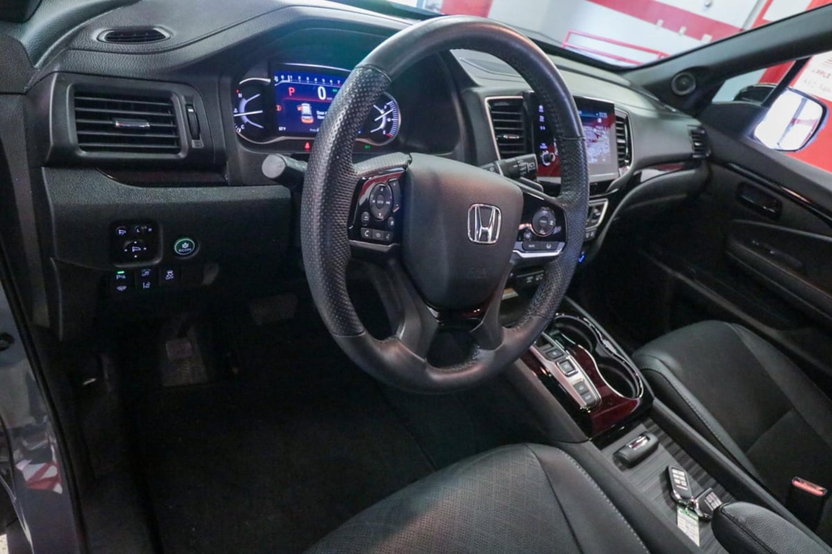 2023 Honda Passport Elite photo 11