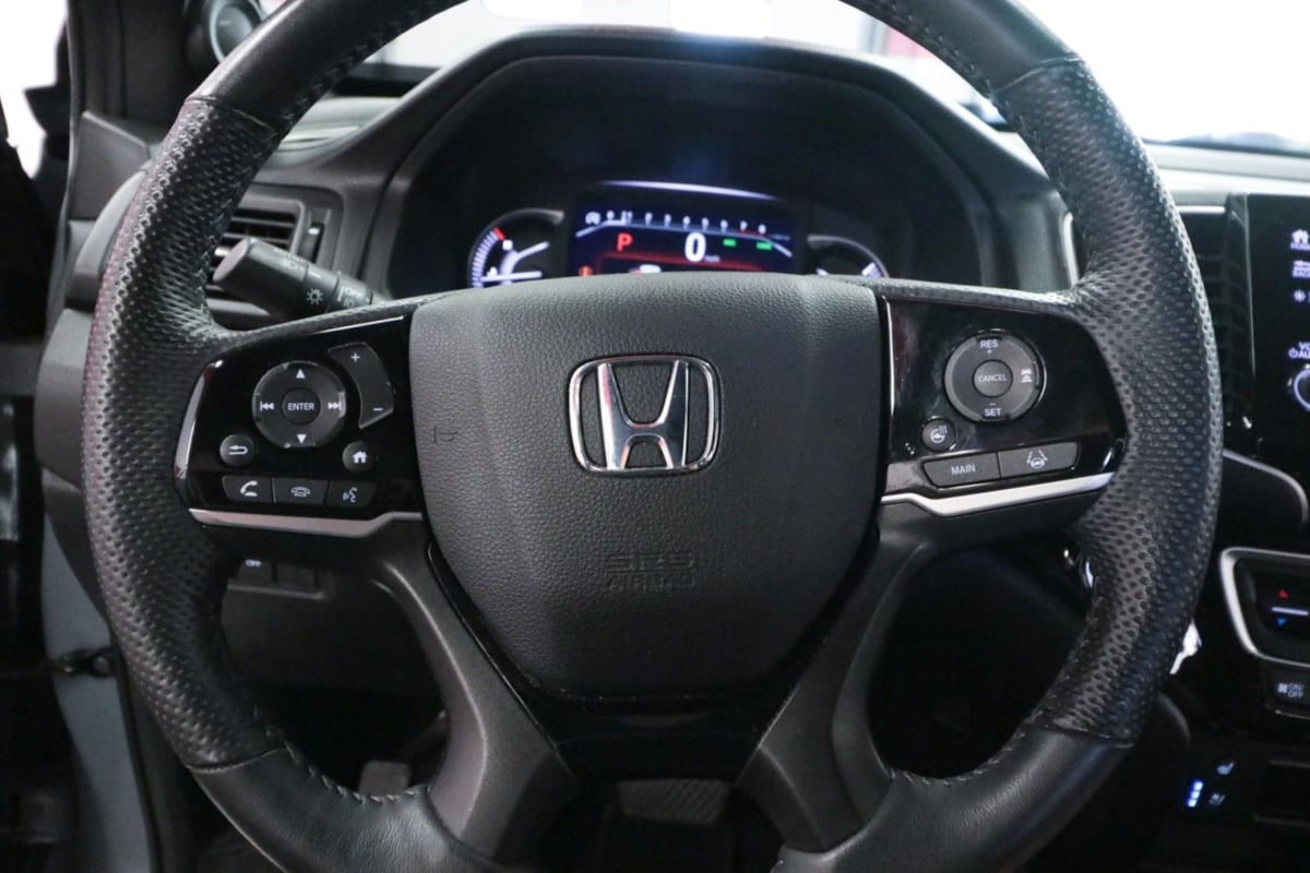 2023 Honda Passport Elite photo 18