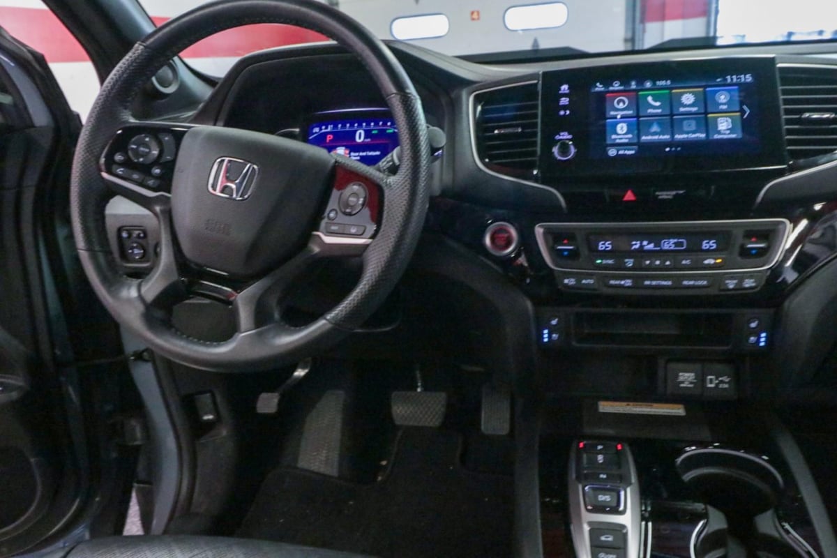 2023 Honda Passport Elite photo 22
