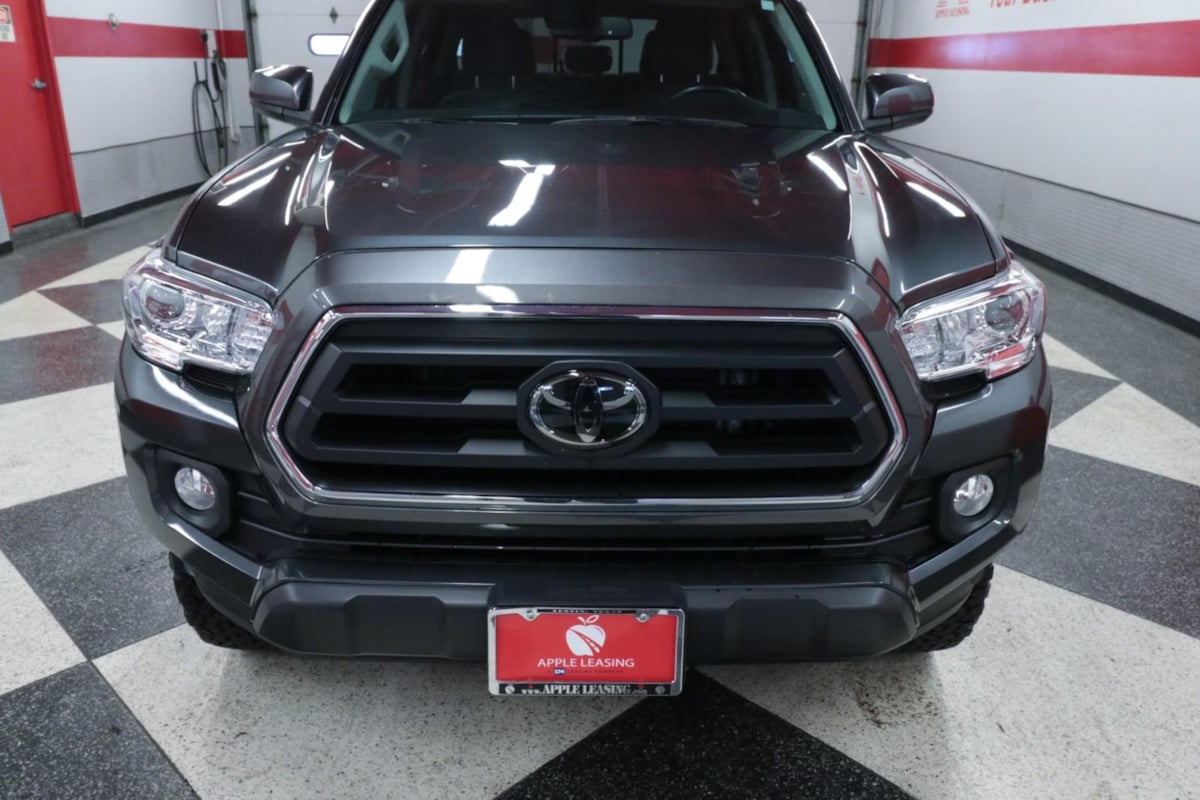 2022 Toyota Tacoma SR5 Double Cab V6 photo 4