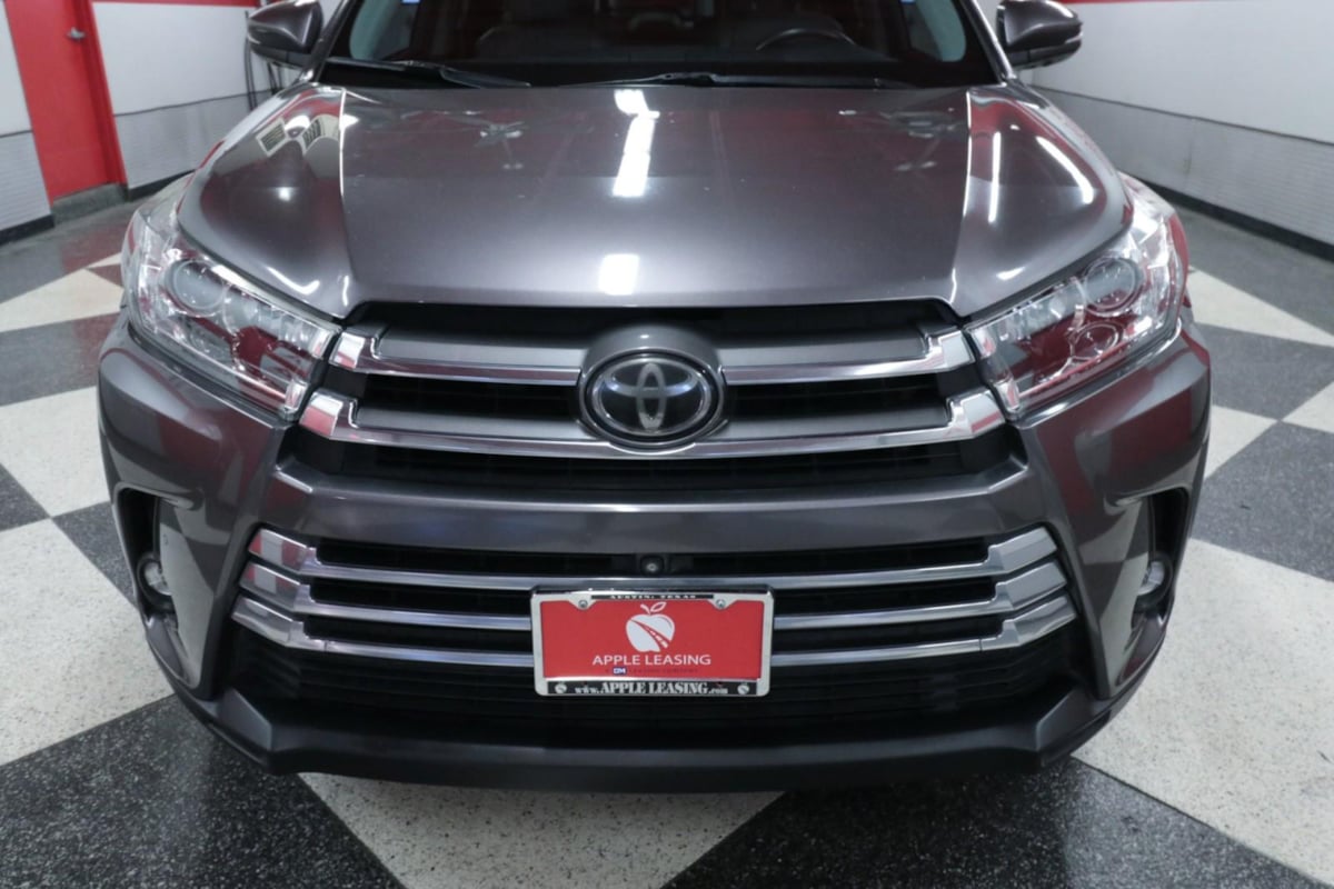 2019 Toyota Highlander Limited Platinum photo 4