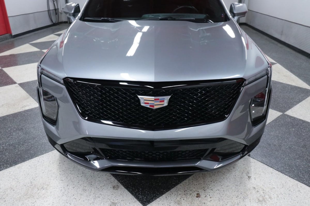 2025 Cadillac XT4 Sport photo 4