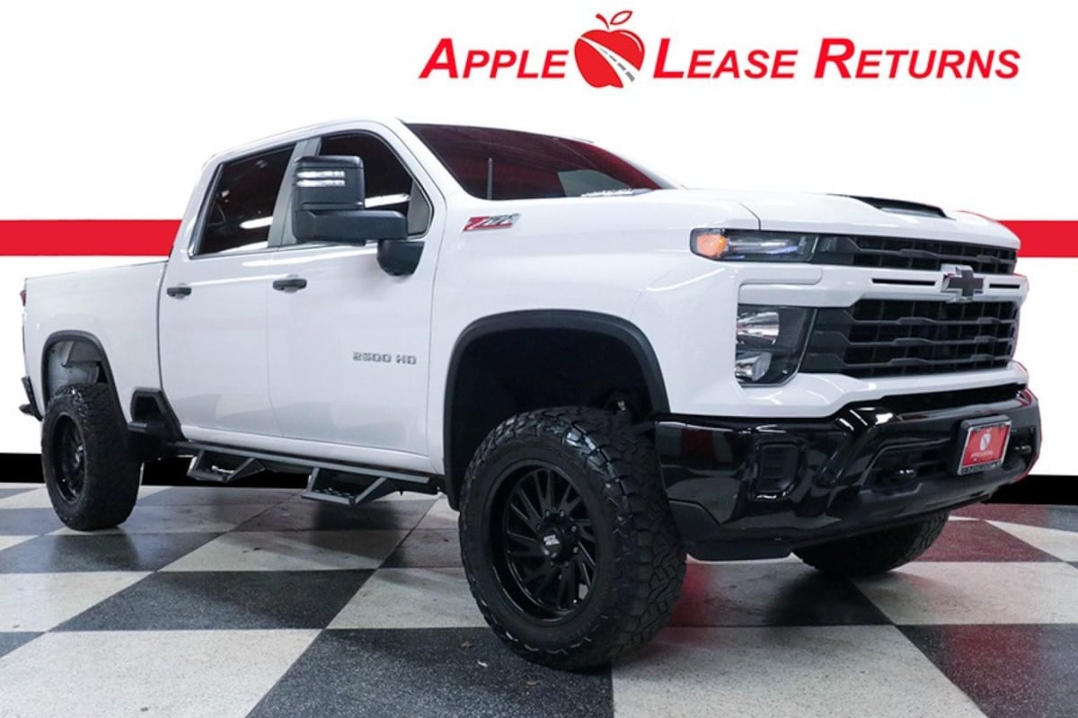 2024 Chevrolet Silverado 2500HD Custom Crew Cab 4WD