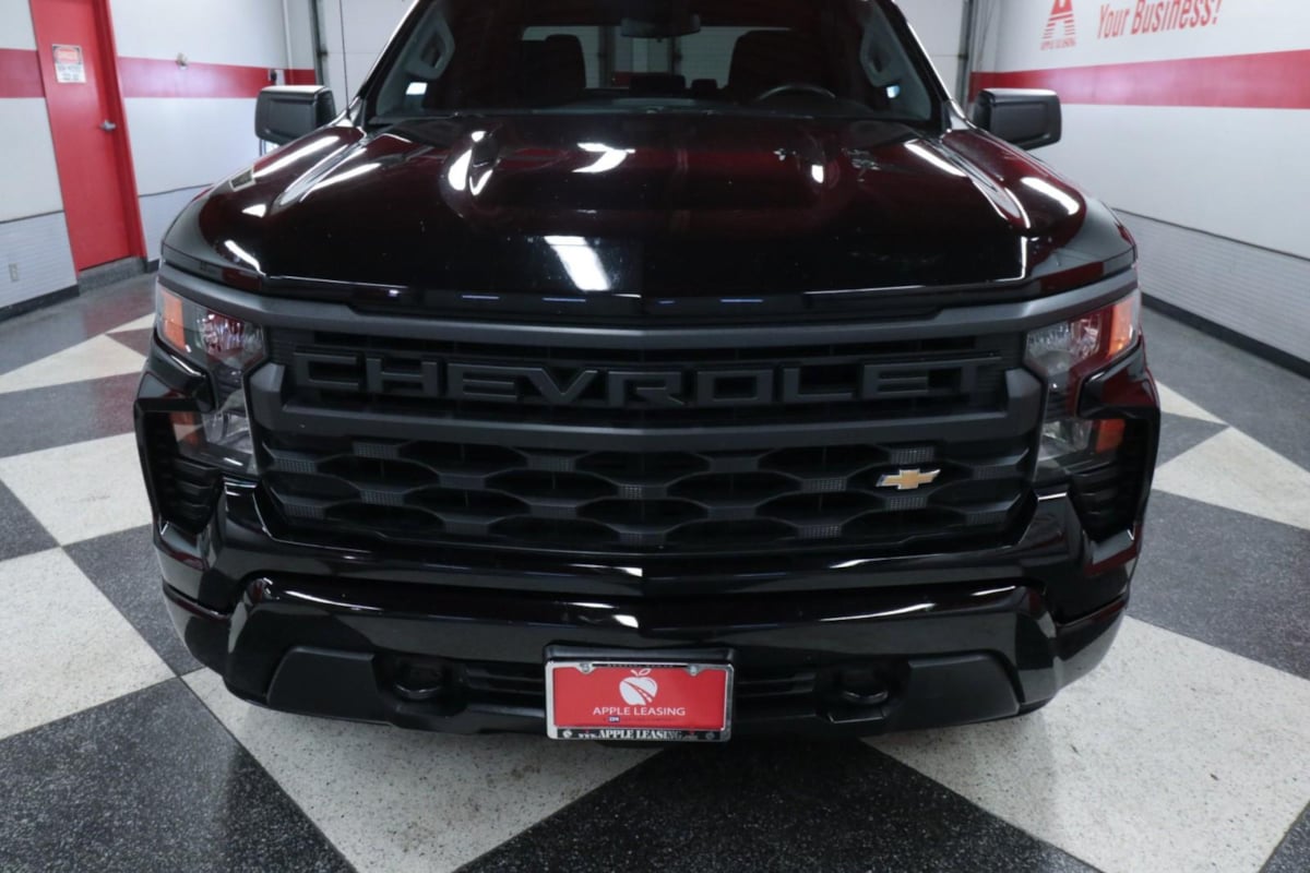 2022 Chevrolet Silverado 1500 Custom photo 4