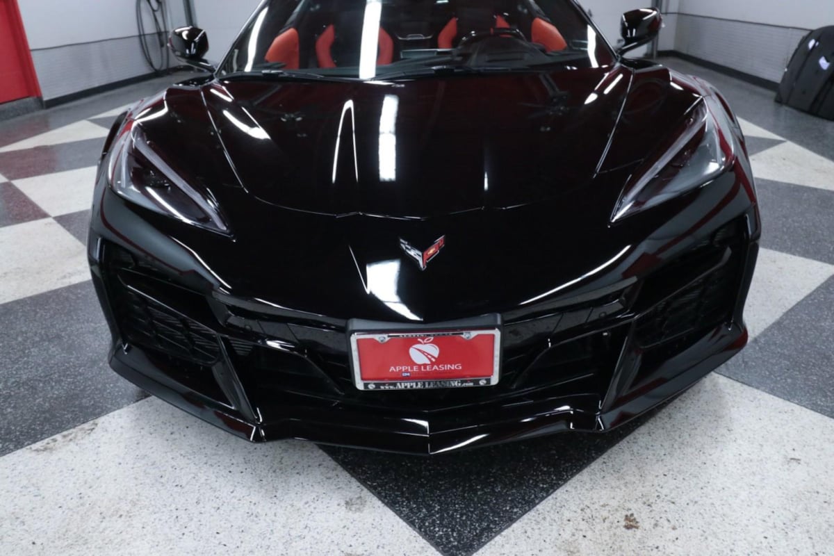 2025 Chevrolet Corvette E-Ray 3LZ photo 3