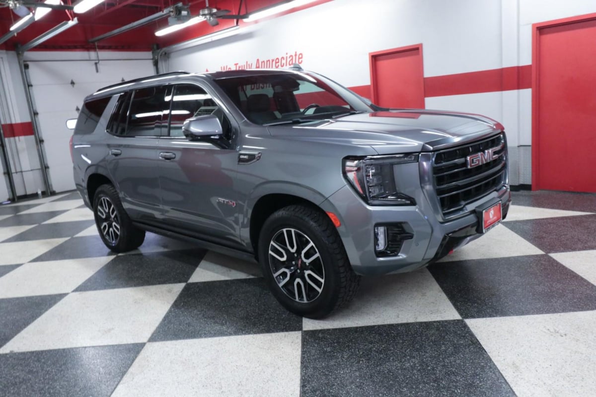 2022 Gmc Yukon AT4 photo 3