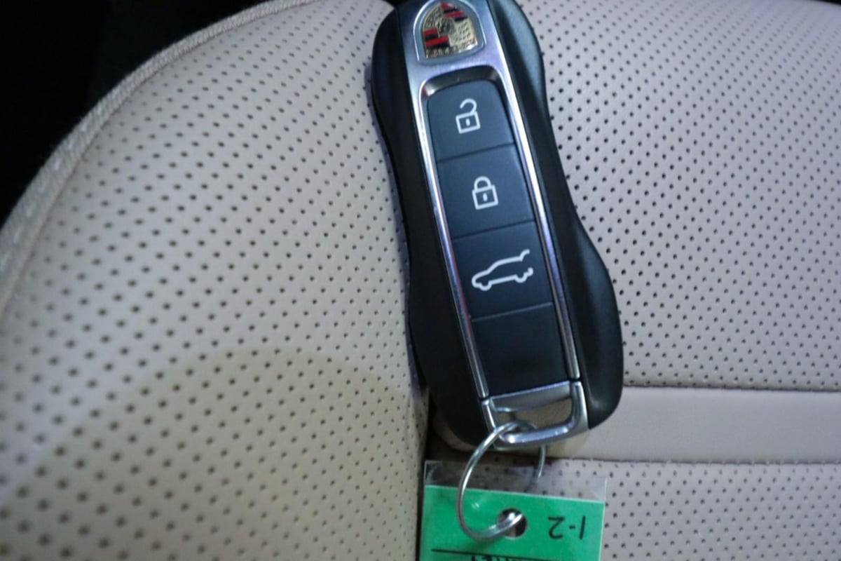 2025 Porsche Cayenne Coup Base - Photo 23