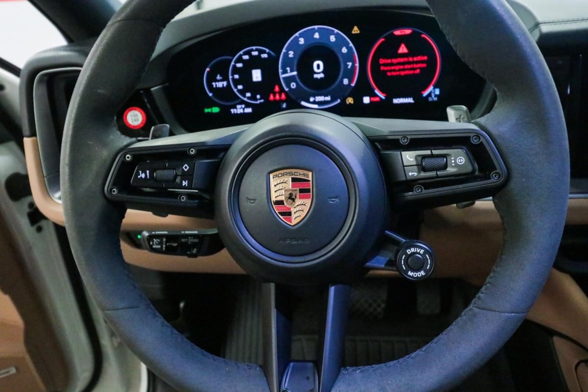 2025 Porsche Cayenne Coup Base - Photo 24