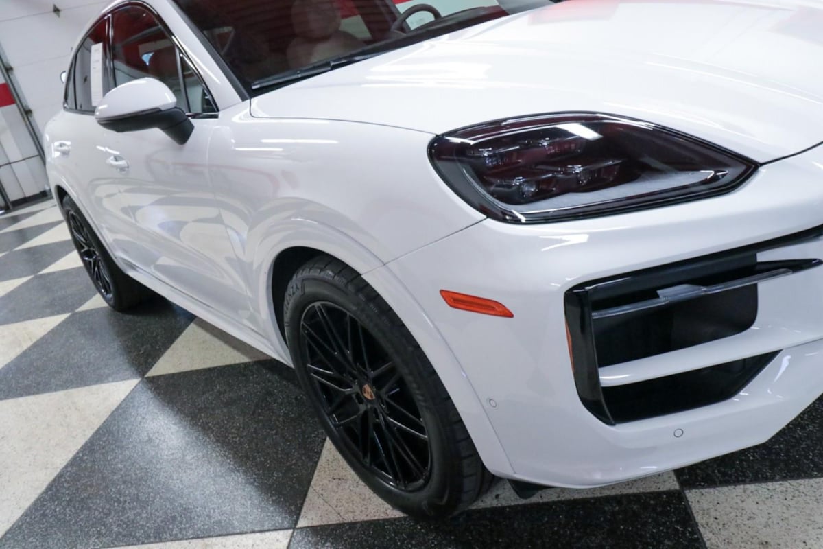 2025 Porsche Cayenne Coup Base - Photo 36