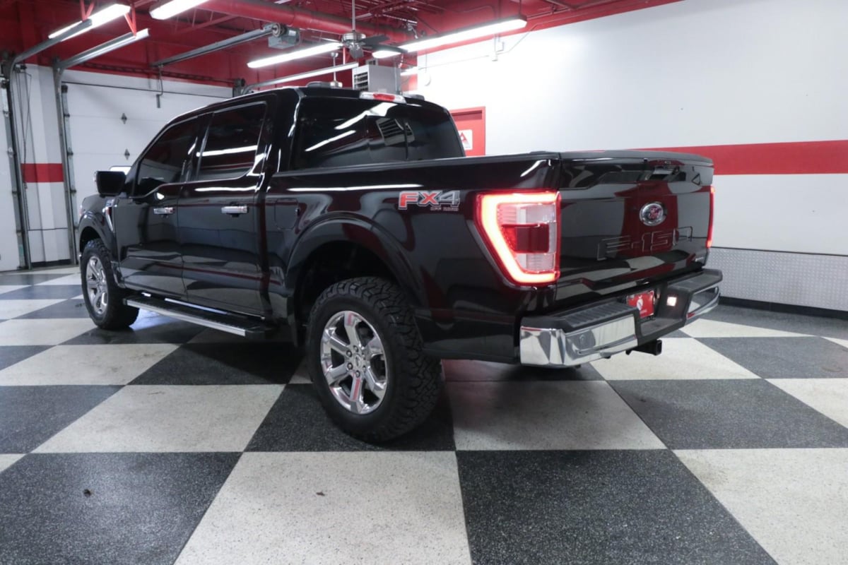 View vehicle photo 6