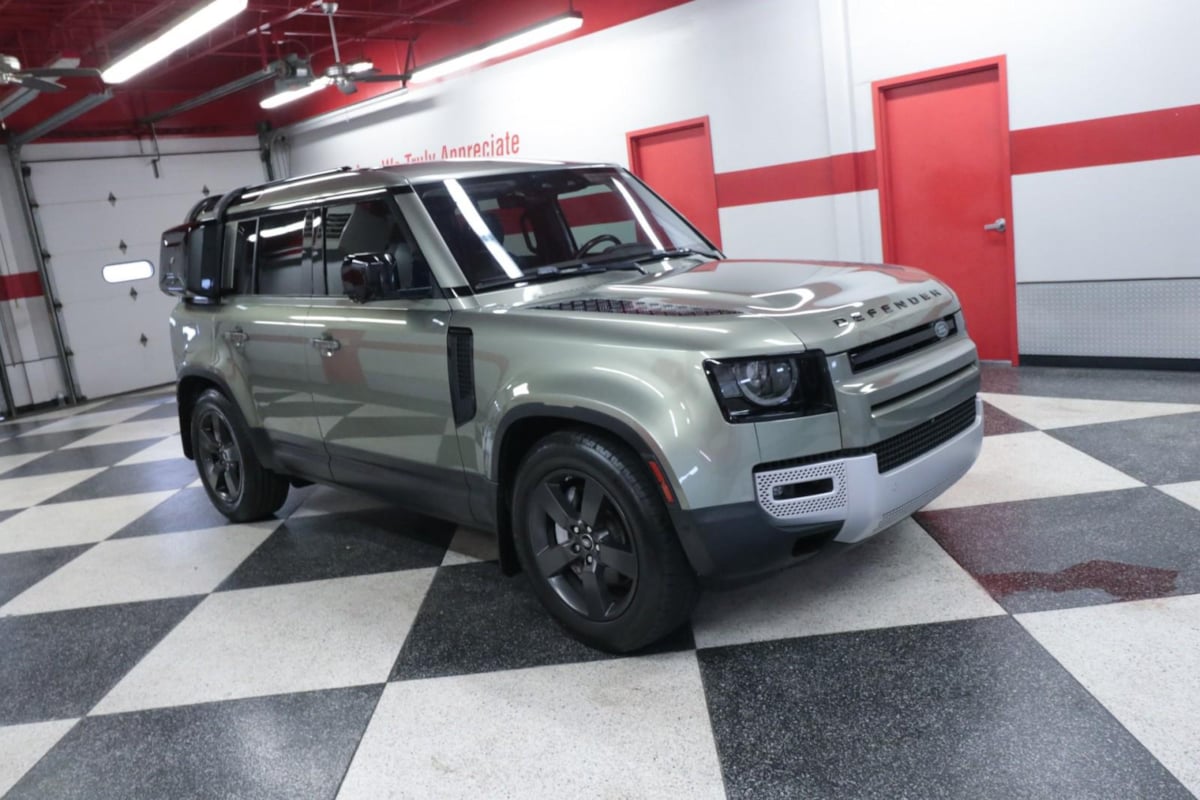 2020 Land Rover Defender SE - Photo 3