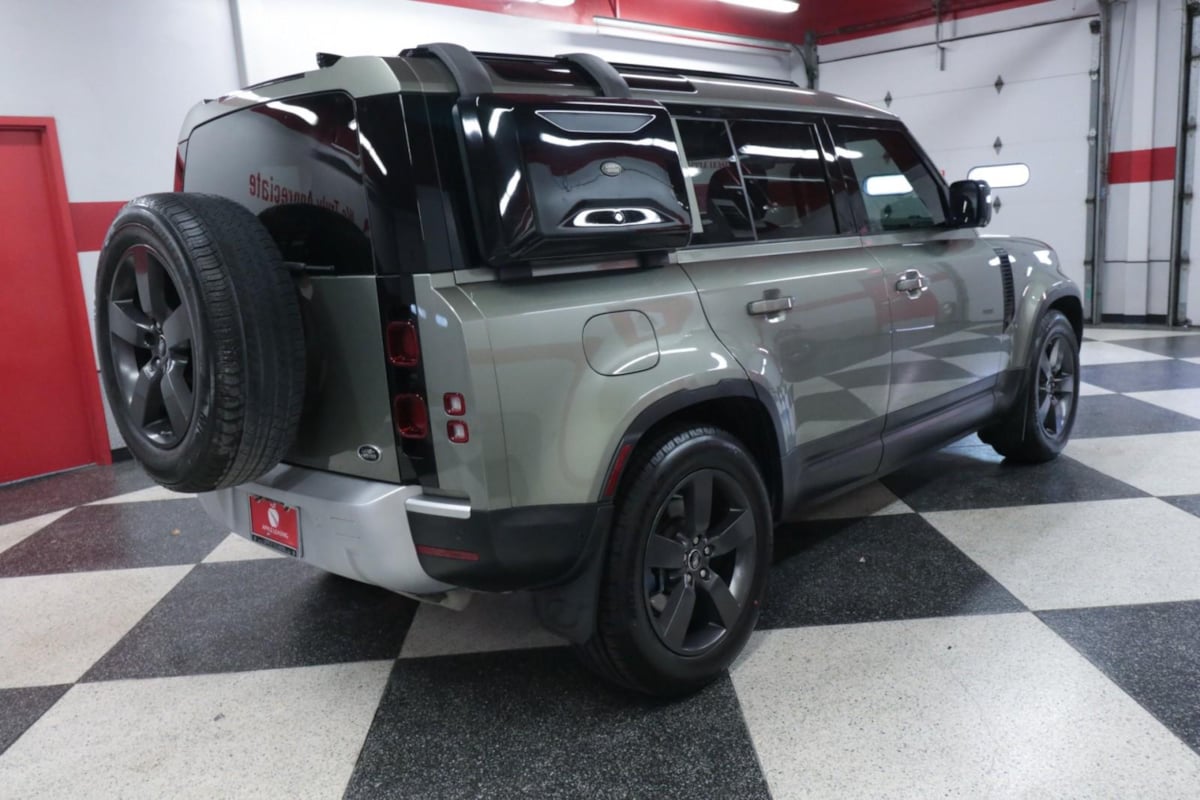 2020 Land Rover Defender SE - Photo 7