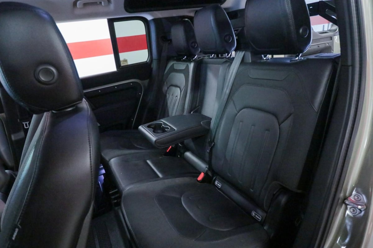 2020 Land Rover Defender SE - Photo 13