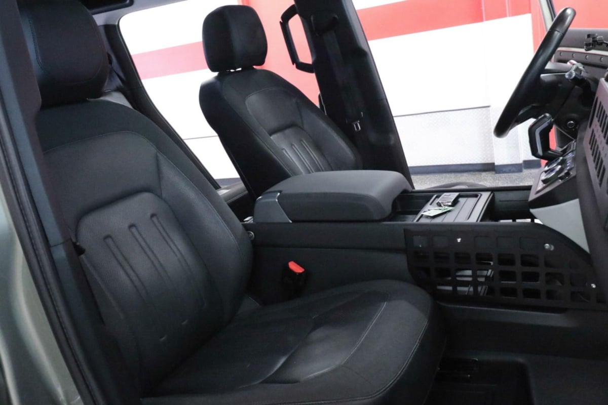 2020 Land Rover Defender SE - Photo 27