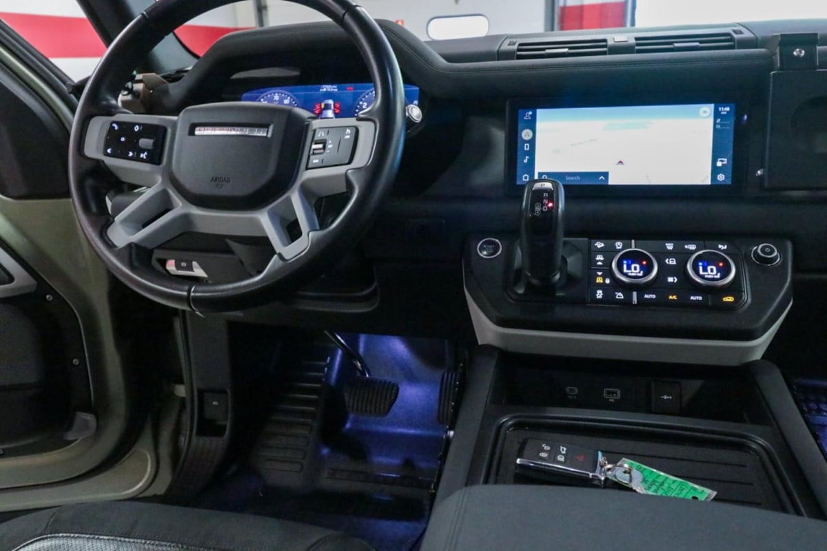2020 Land Rover Defender SE - Photo 29