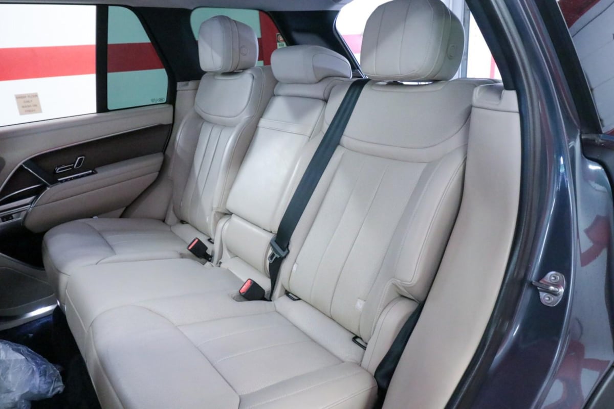 2024 Land Rover Range Rover SE - Photo 15