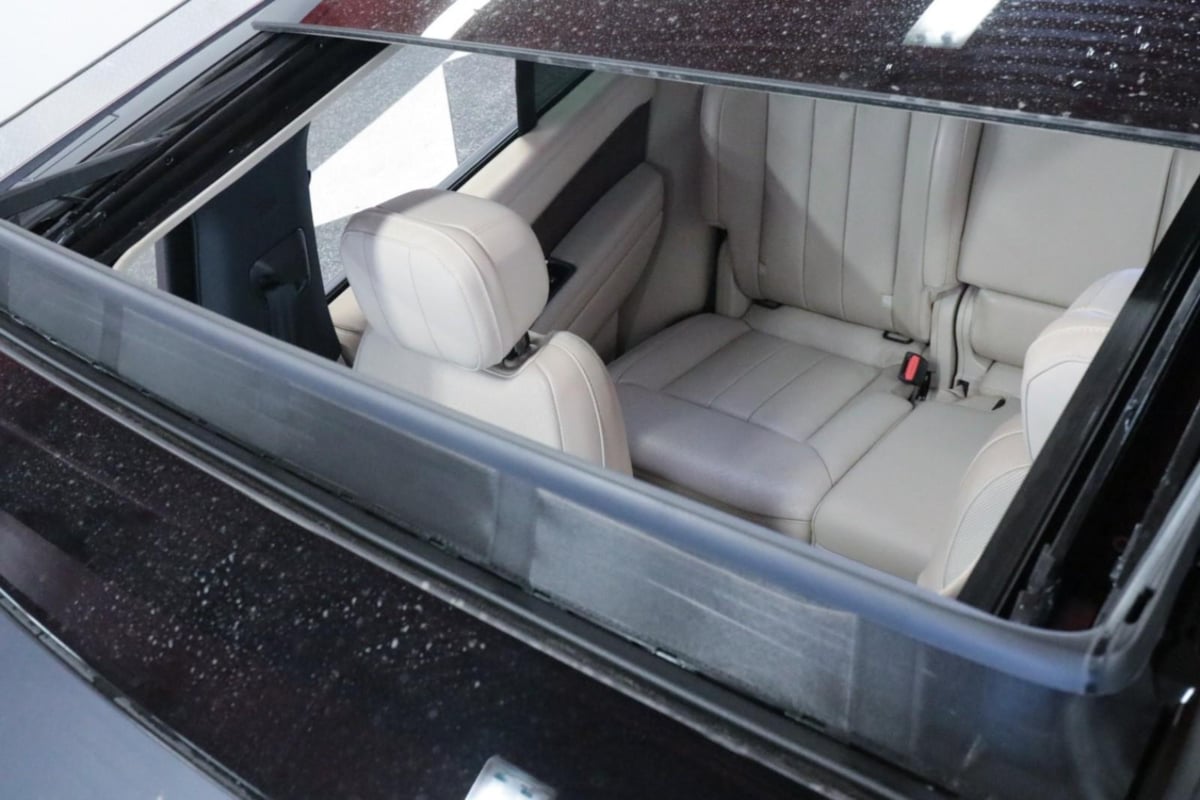 2024 Land Rover Range Rover SE - Photo 17