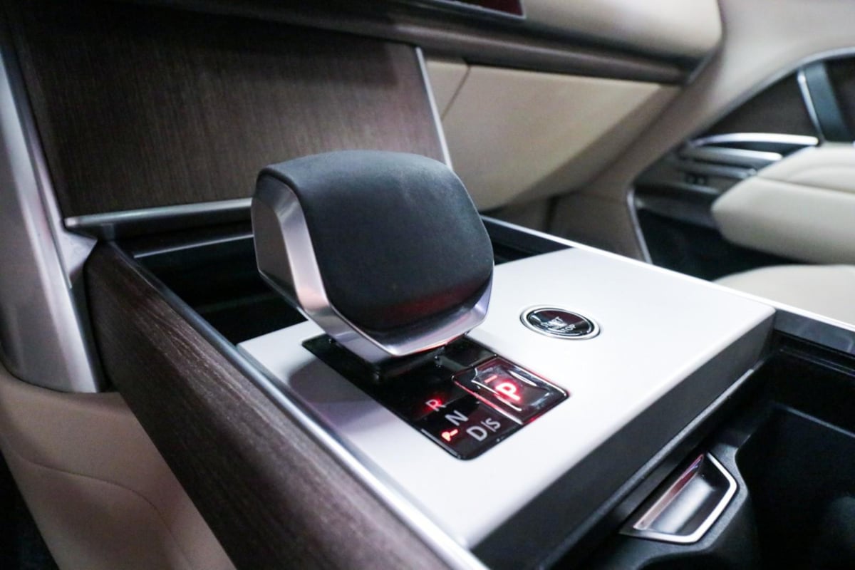 2024 Land Rover Range Rover SE - Photo 19