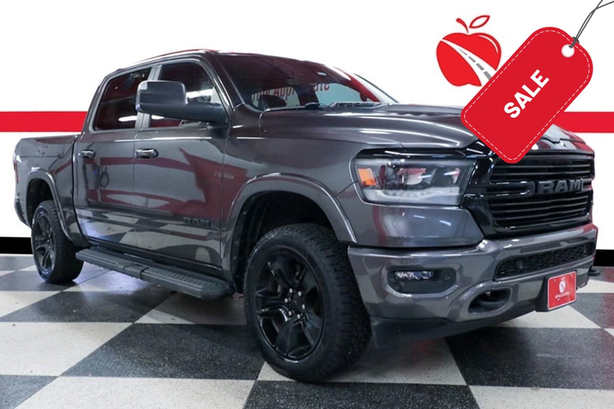 2022 RAM 1500 Laramie 4x4 Crew Cab 5'7's photo