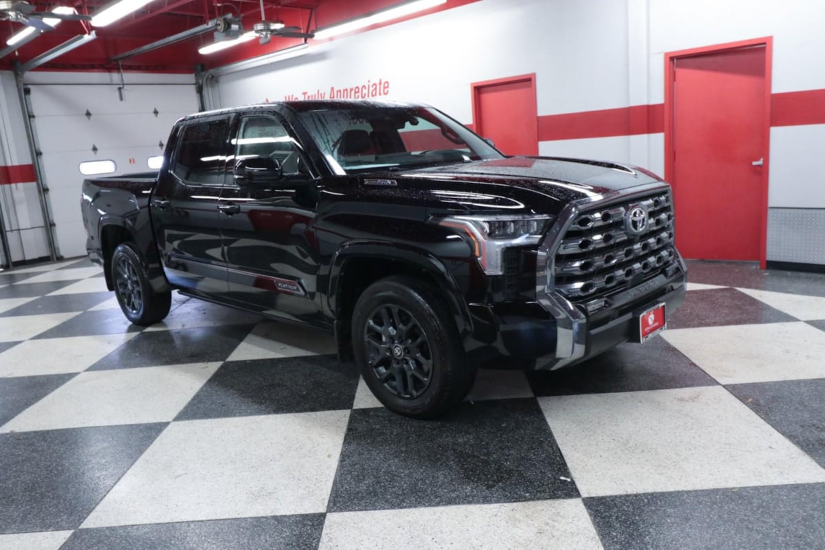 2025 Toyota Tundra Platinum - Photo 3