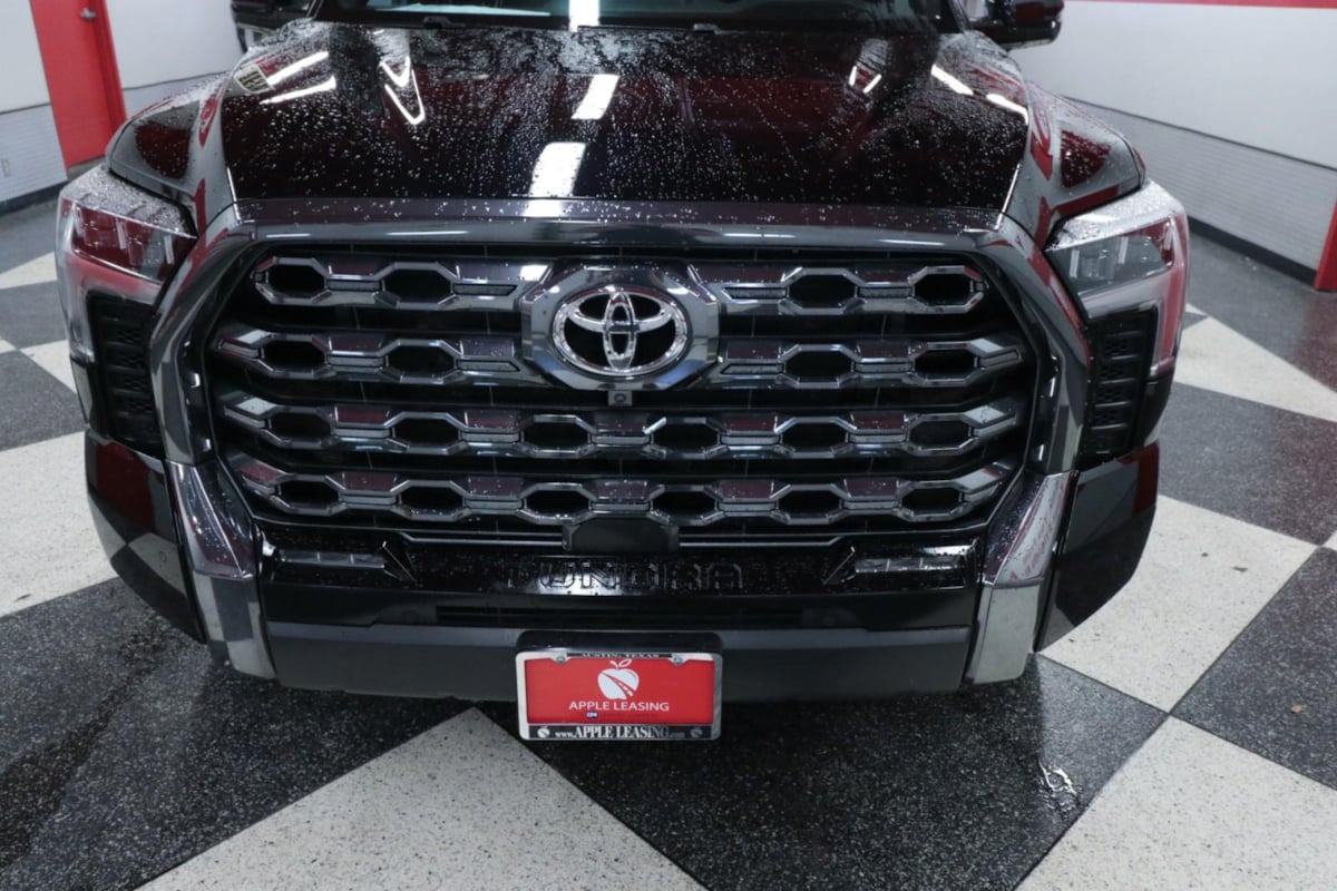 2025 Toyota Tundra Platinum - Photo 4