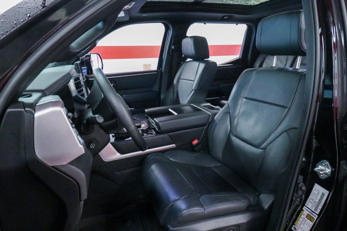 2025 Toyota Tundra Platinum - Photo 10