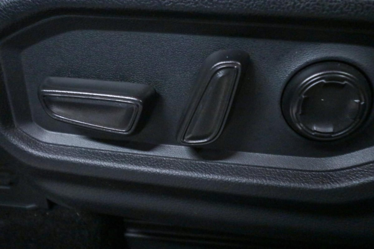 2025 Toyota Tundra Platinum - Photo 15